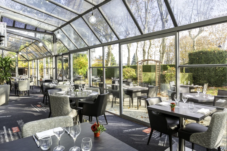 Restaurant dans une verrière